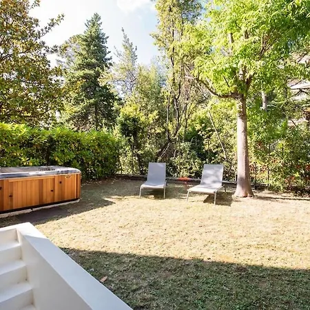 Center Rare 4 Pax With Garden Jacuzzi *